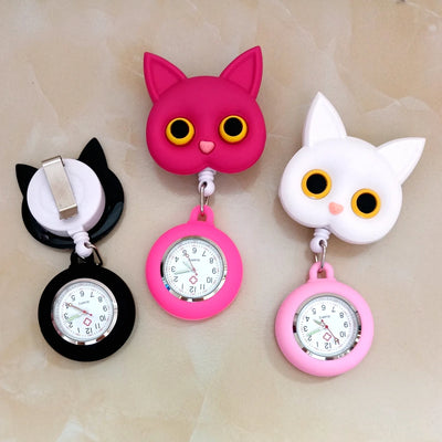 Badge bobine chat infirmière 3D pour montre de poche